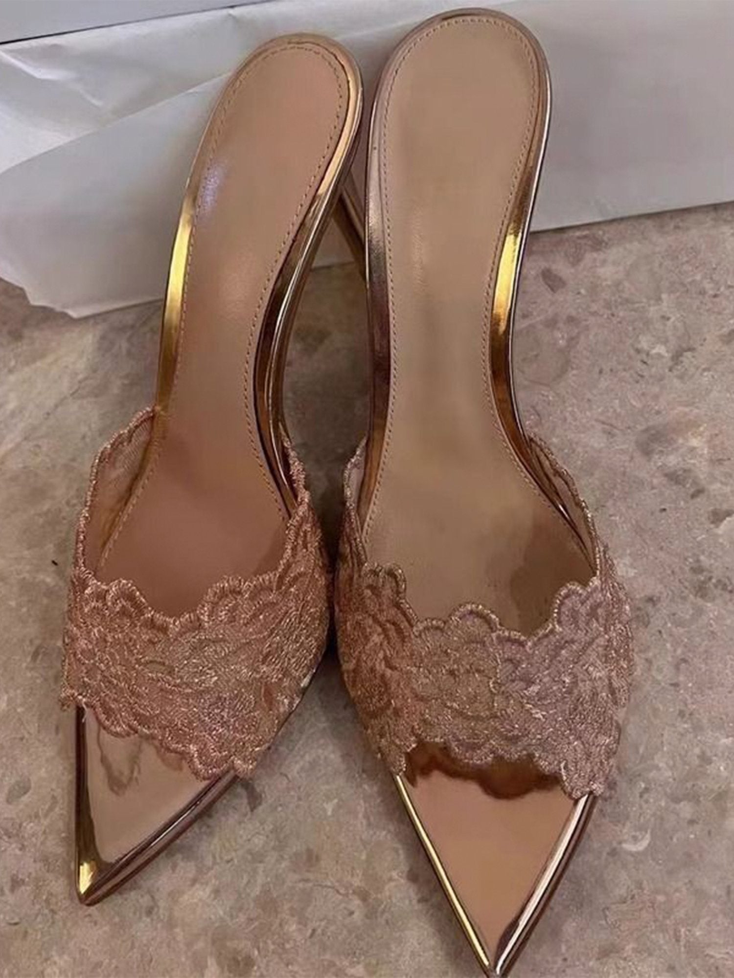 Elegant Lace Peep-Toe Sandals